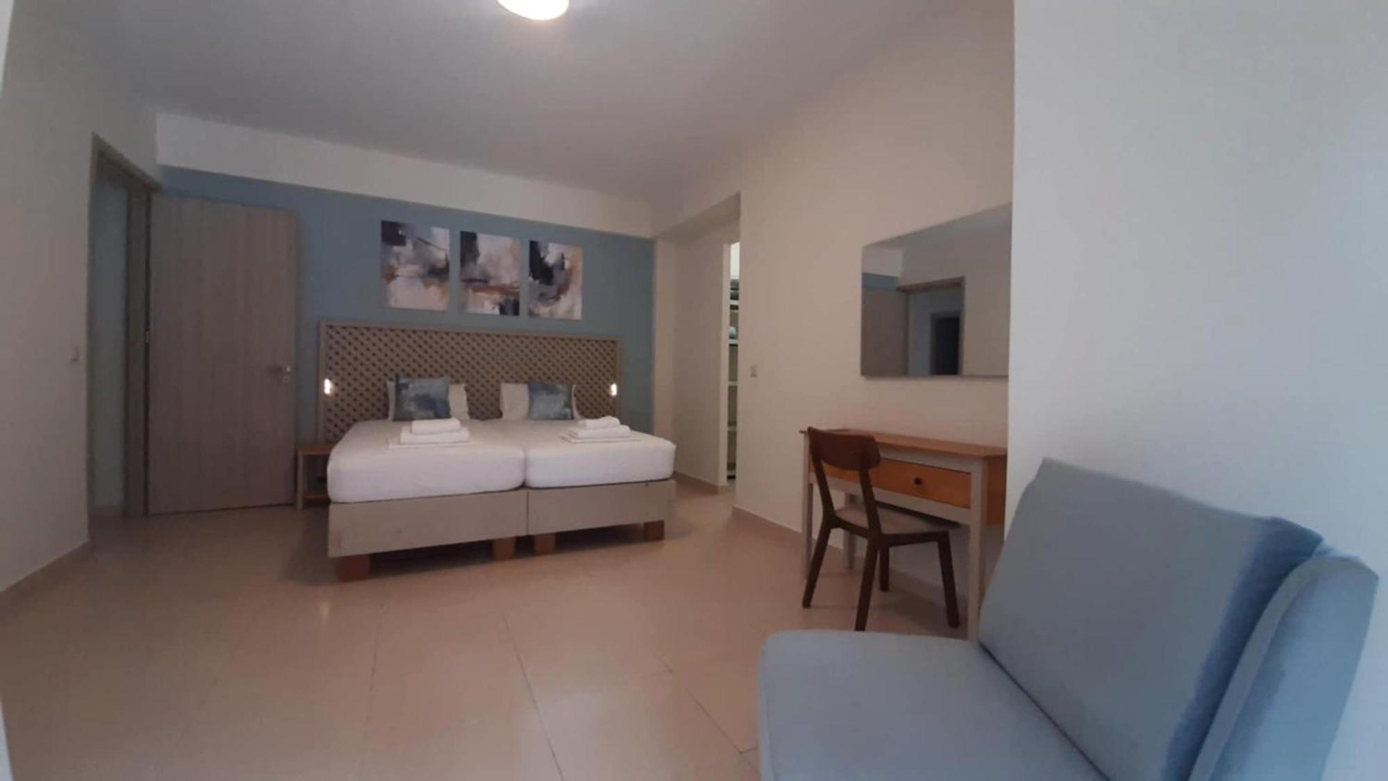 Loggos View Apartments Lixouri Bagian luar foto