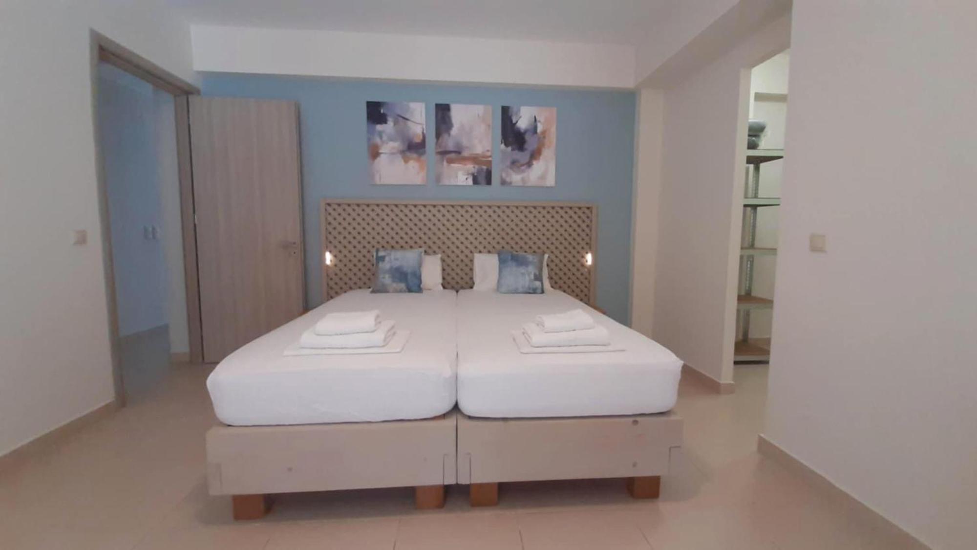 Loggos View Apartments Lixouri Bagian luar foto